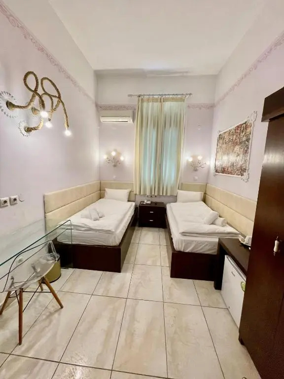 Deluxe Double room (twin beds)