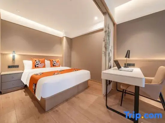 Deluxe Family Suite