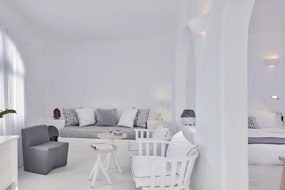 Double Suite (full double bed)