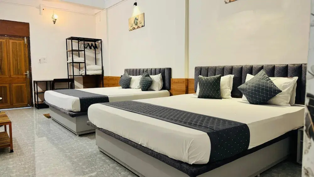 Deluxe Quadruple room