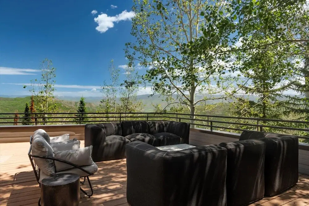 Timberline Lodge by Rove Hot Tub Patio w Views
