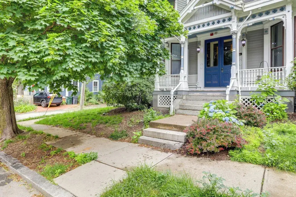 1 Mi to Dtwn Providence: East Side Retreat!