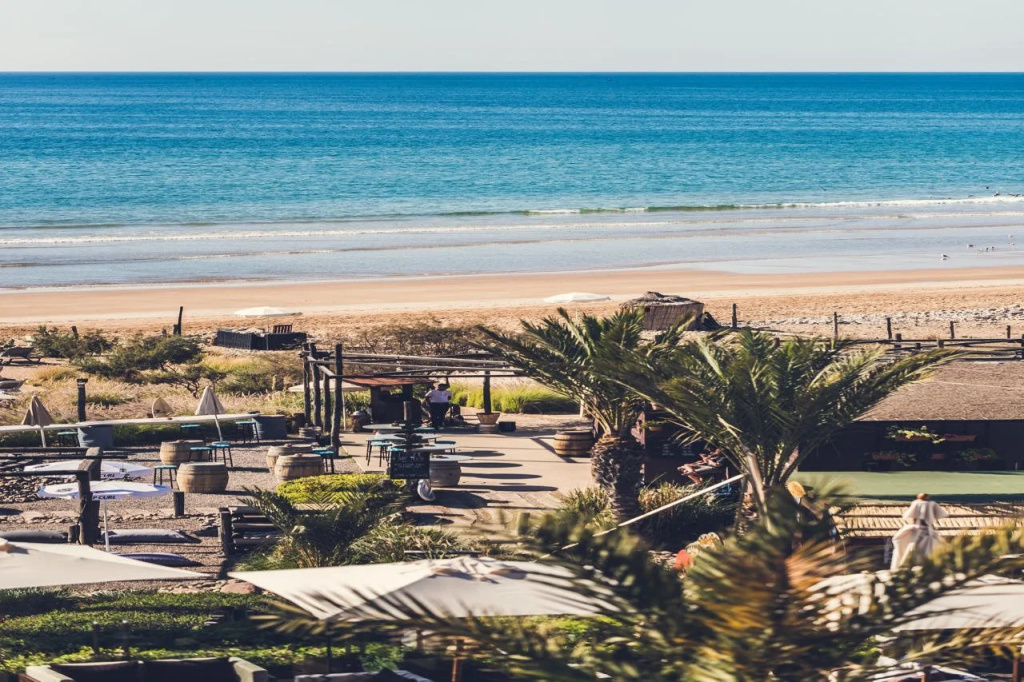 Beach & Waterfront