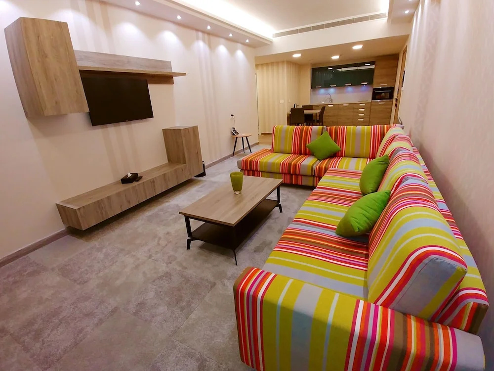 2 Bedrooms Family Suite with balcony and with ocean view