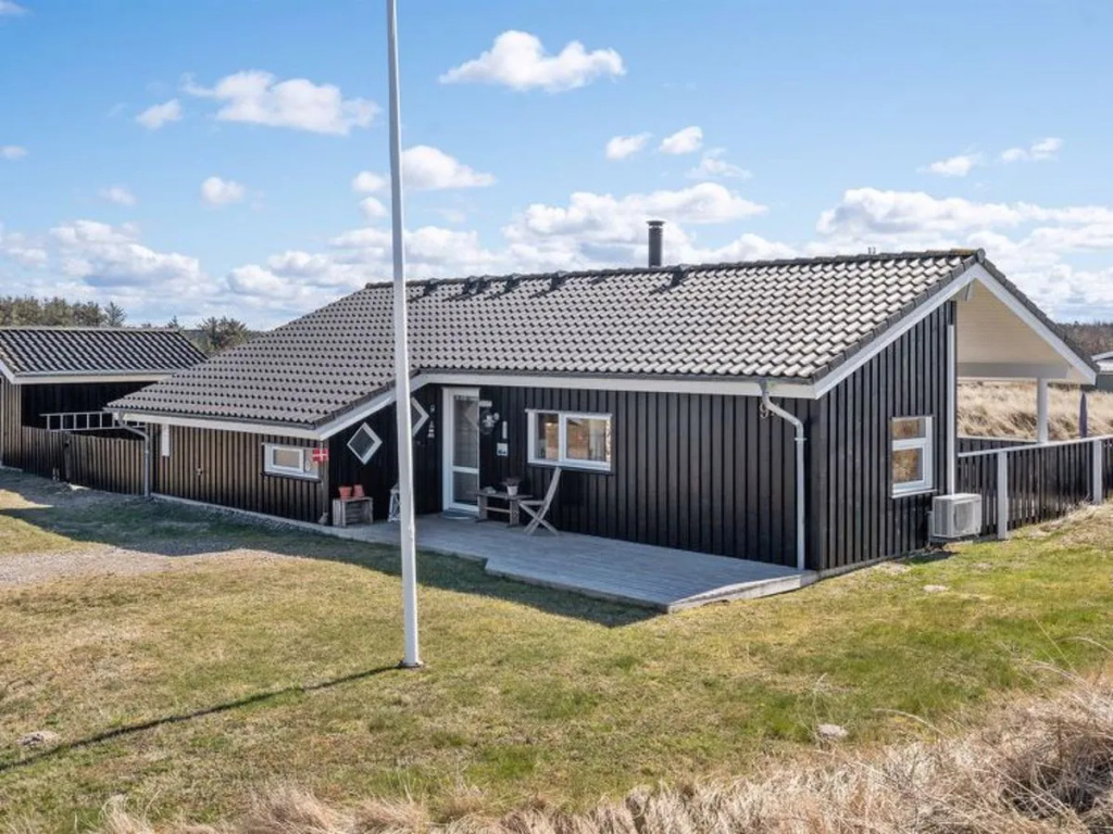 "Caro" - 650m from the sea in NW Jutland