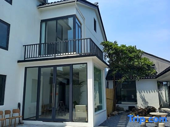 Suzhou Piaomiao Cottage Homestay (Xi Shan Scenic Area Store)