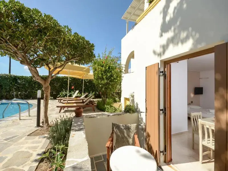 Quadruple Studio with balcony