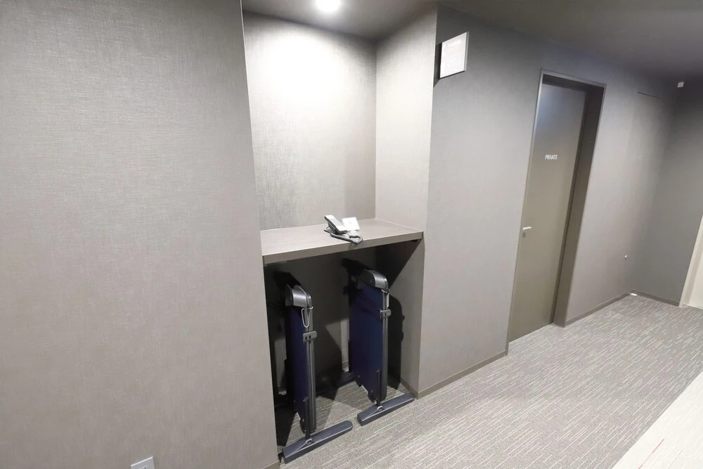 Lobby & Reception