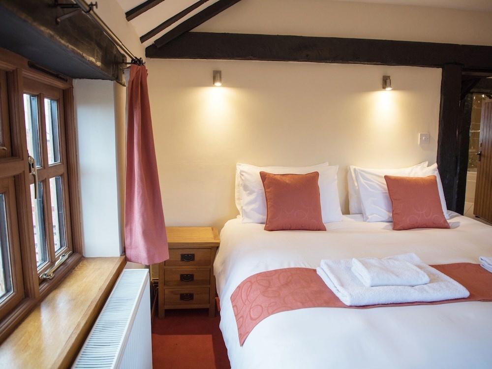 Yew Tree Cottage — 2
