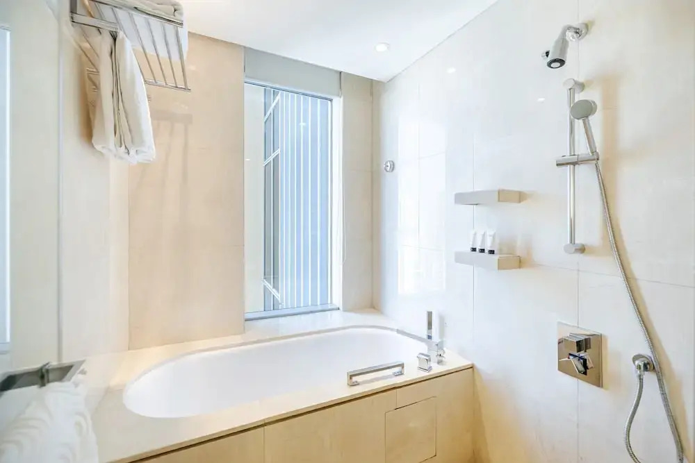 Студия с красивым видом из окна в Studio Marina View The Address Marina