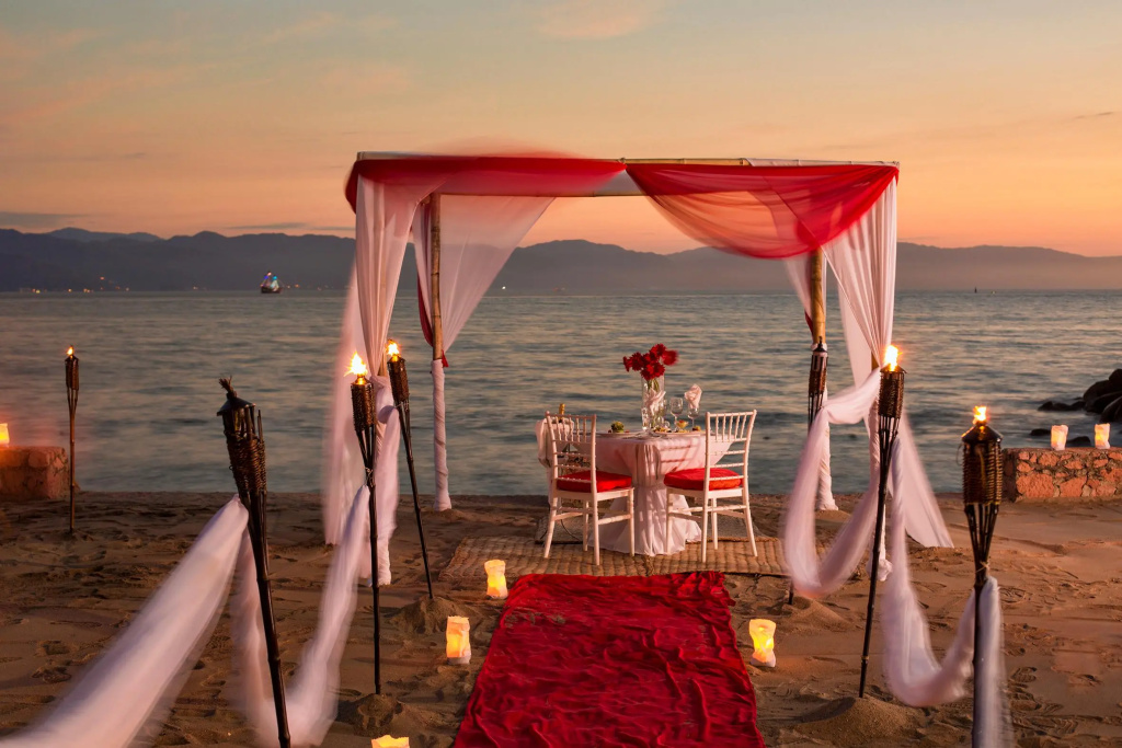 Beach & Waterfront