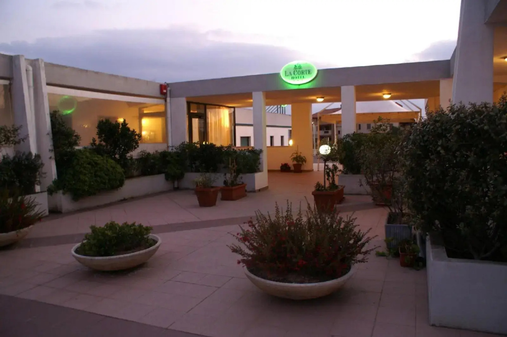 Hotel Ambrosio La Corte