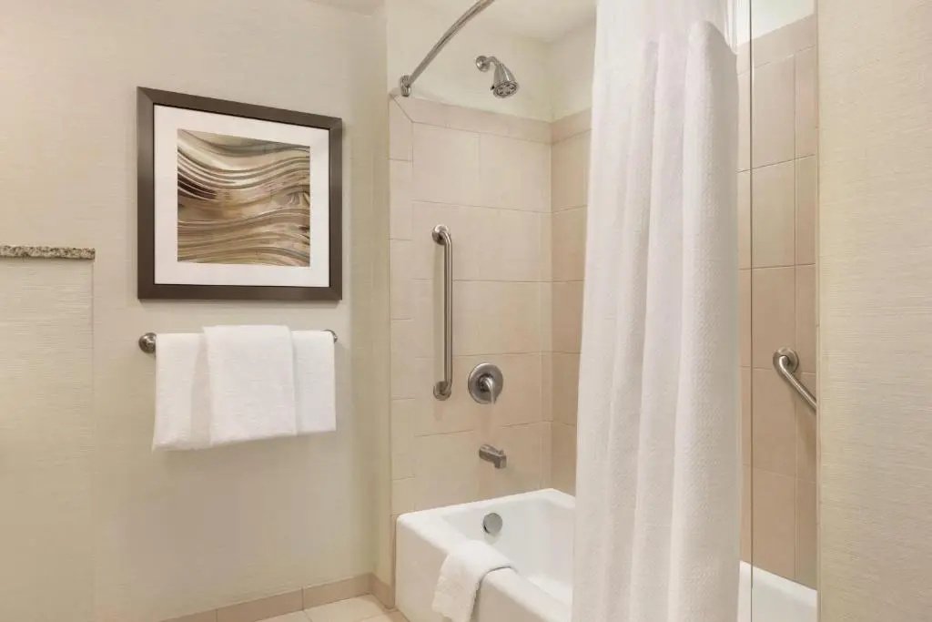 Courtyard by Marriott Charlotte Airport North - Chambres