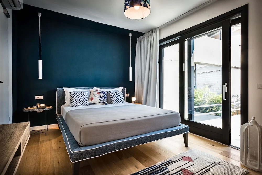 Superior Double room with balcony and with garden view (full double bed)