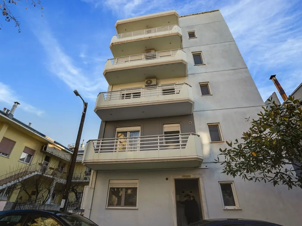 Urban Apartment in Alexandroupoli near Beach — фото