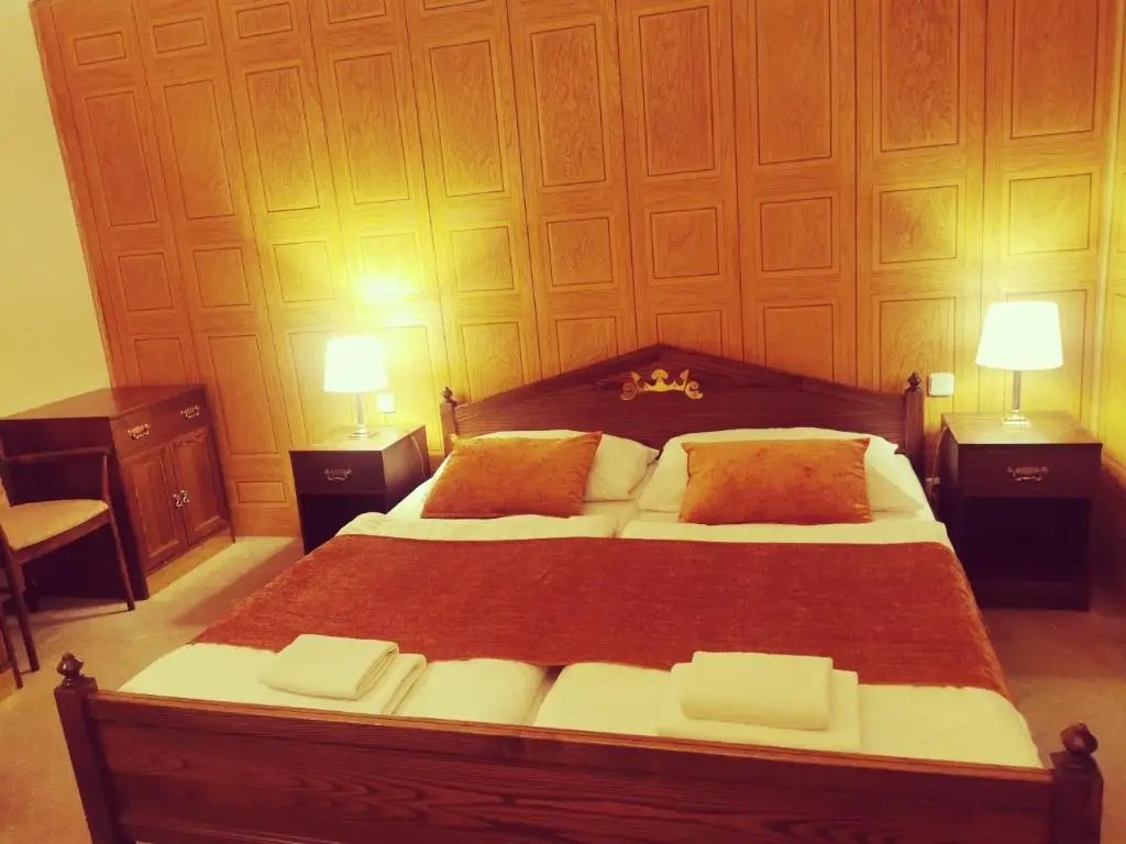 Standard Double room (full double bed)