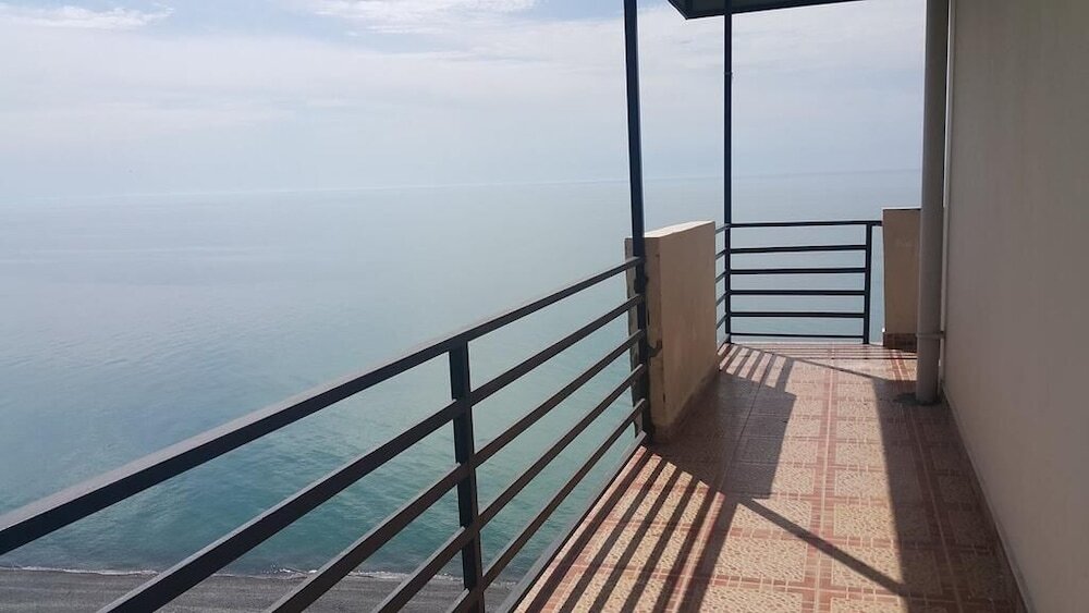 Квариати отели у моря