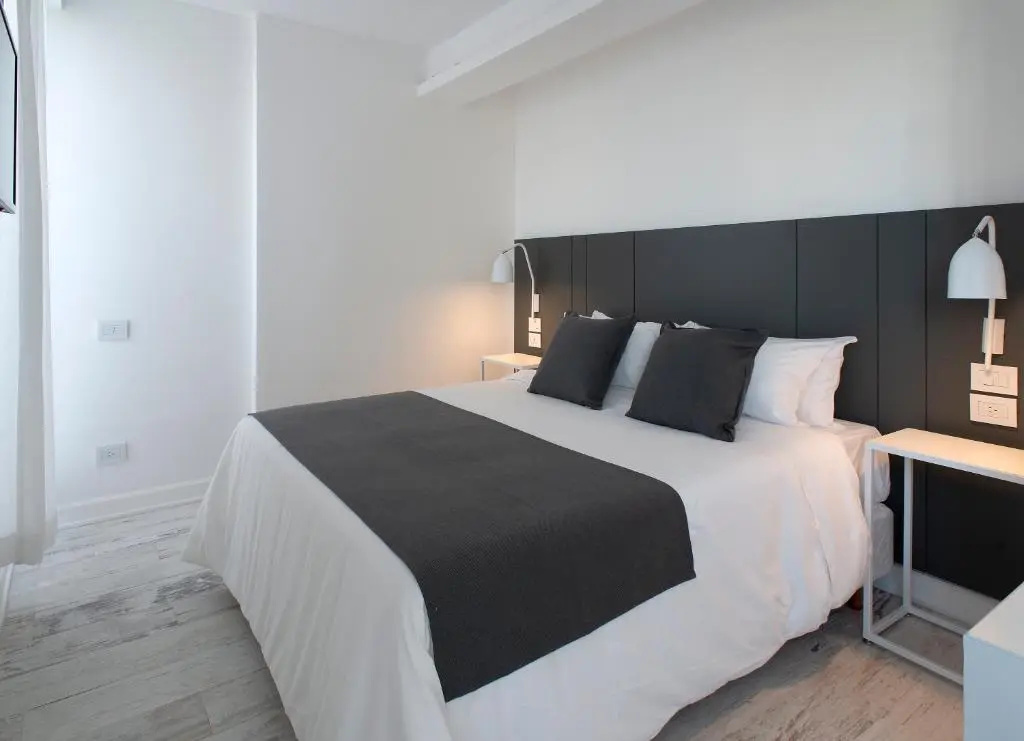 Double Studio (full double bed)