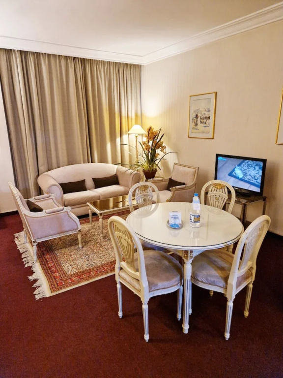 Suite