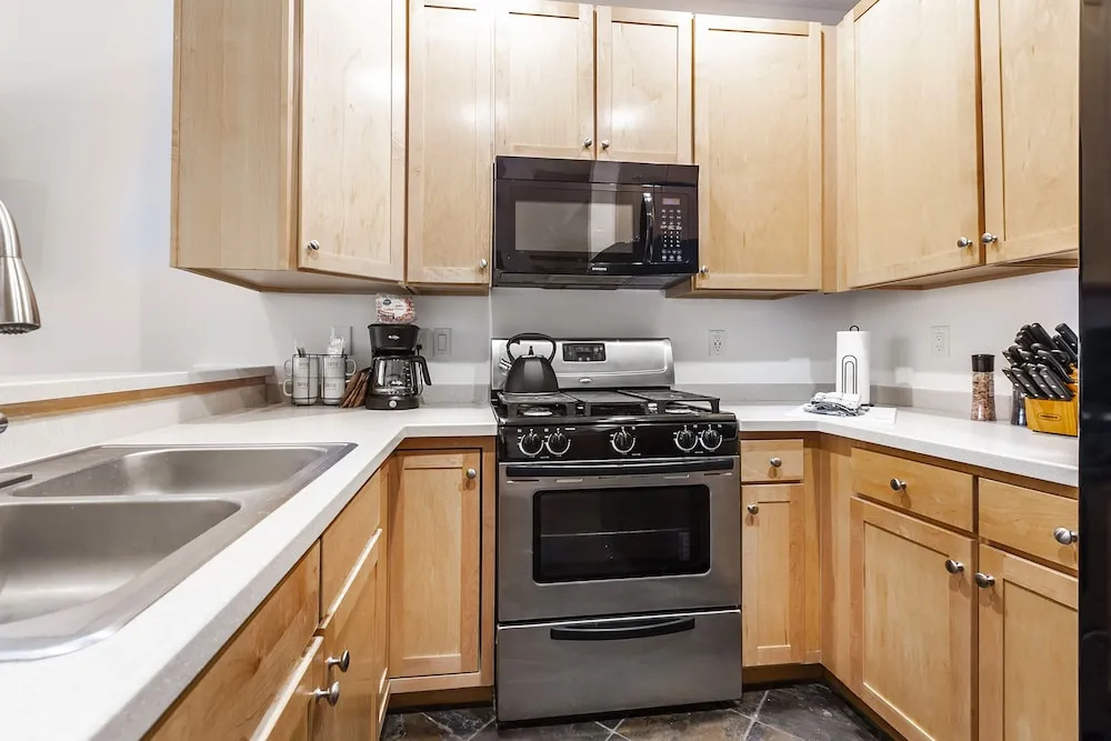 Crestview Condominiums by All Seasons Resort Lodging - Chambres