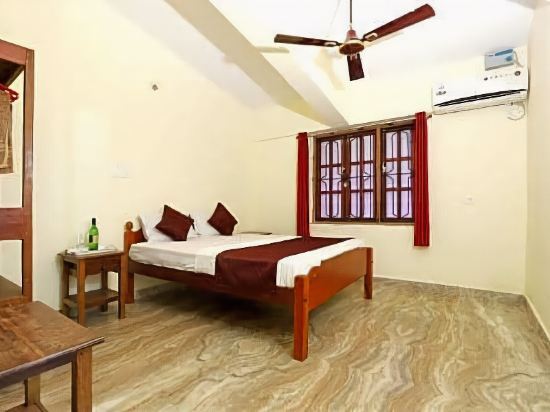 Morjim Sunset Guesthouse