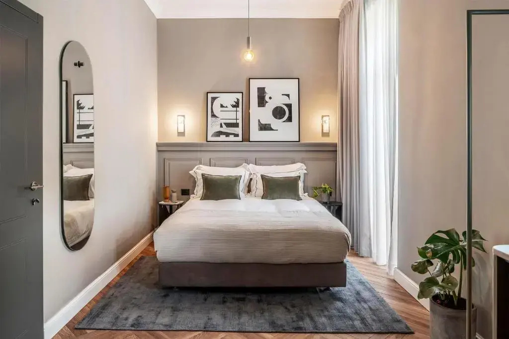 Standard Double room with balcony (full double bed)