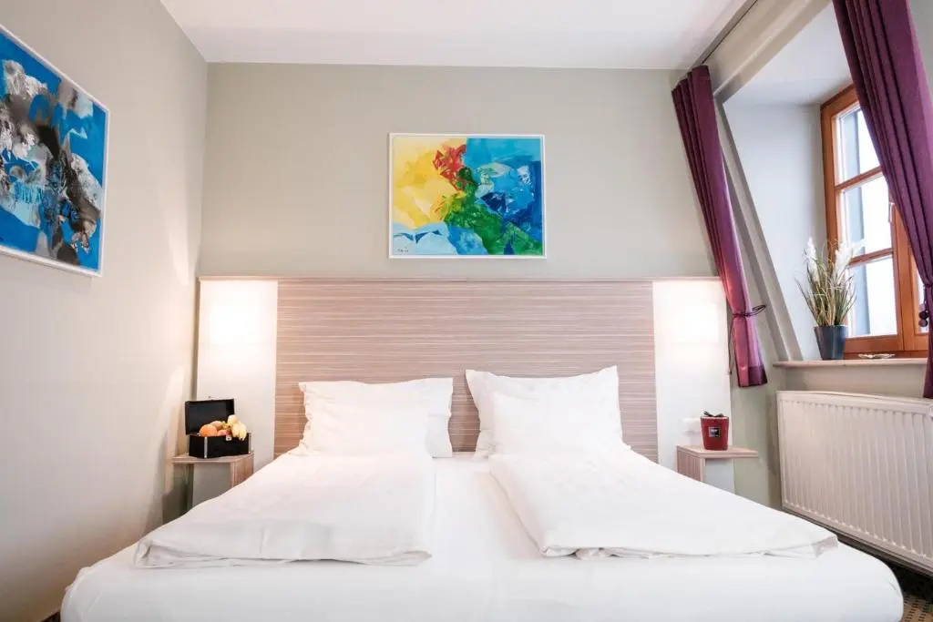 Hotel Restaurant Bistro Raffel - Chambres