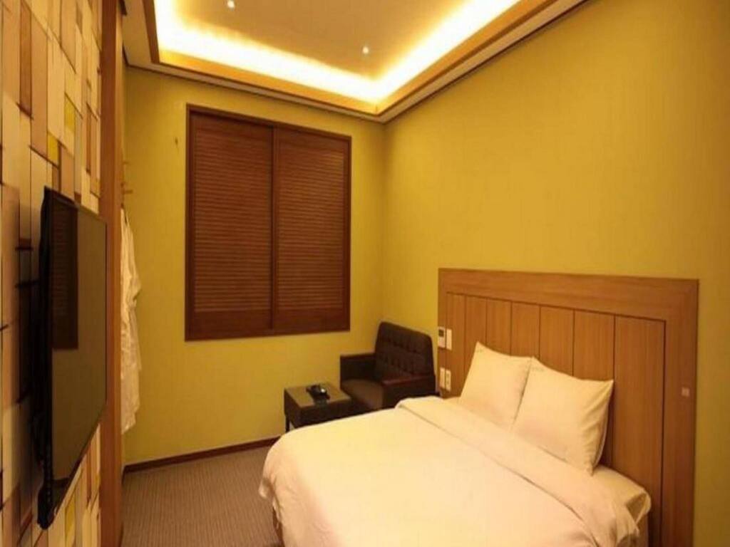 Jeju Hotel W Tapdong Branch by null