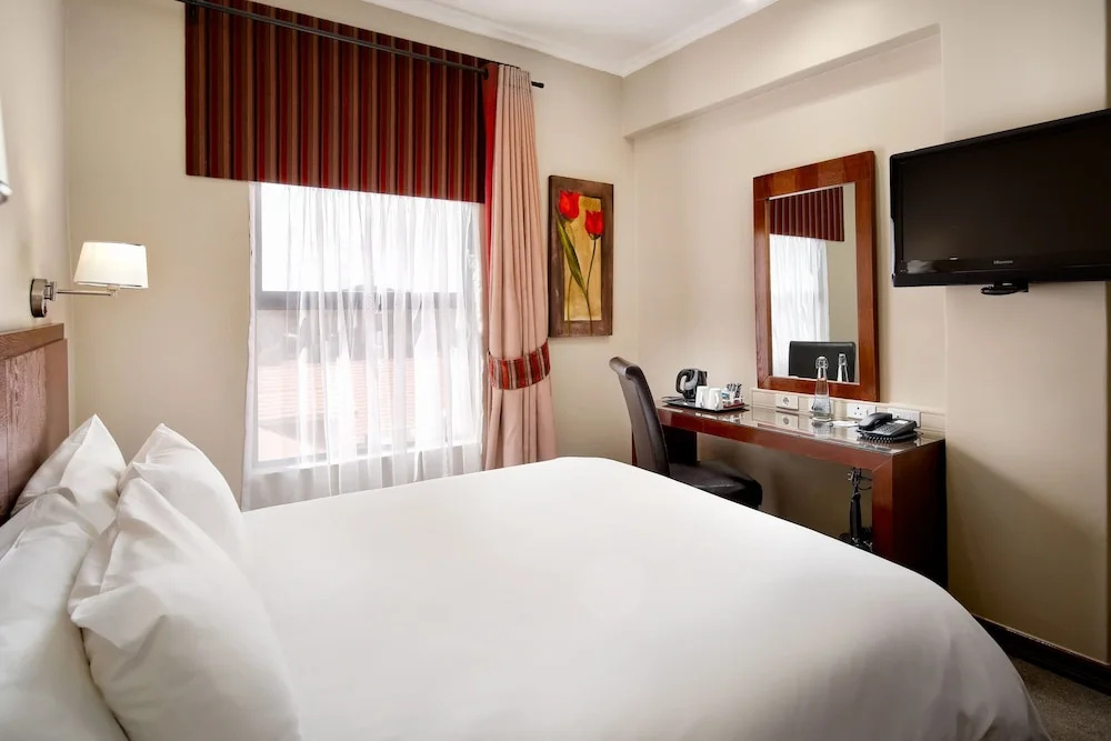 Protea Hotel by Marriott Pretoria Hatfield - Chambres