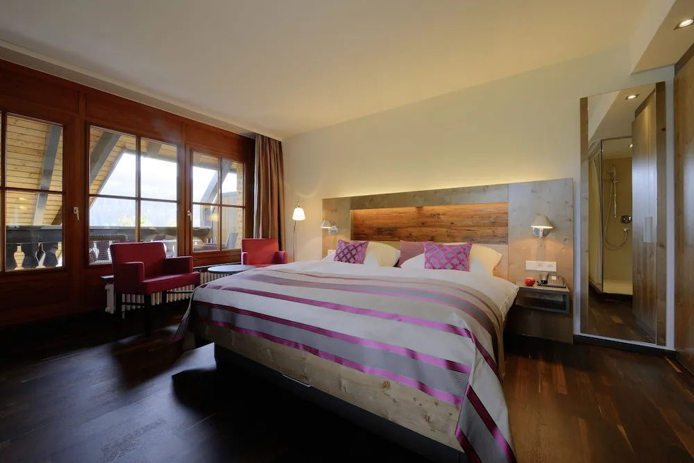 Premier Double room with balcony (full double bed)
