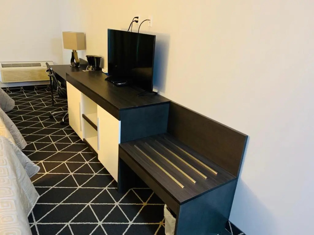 Luxury Suite