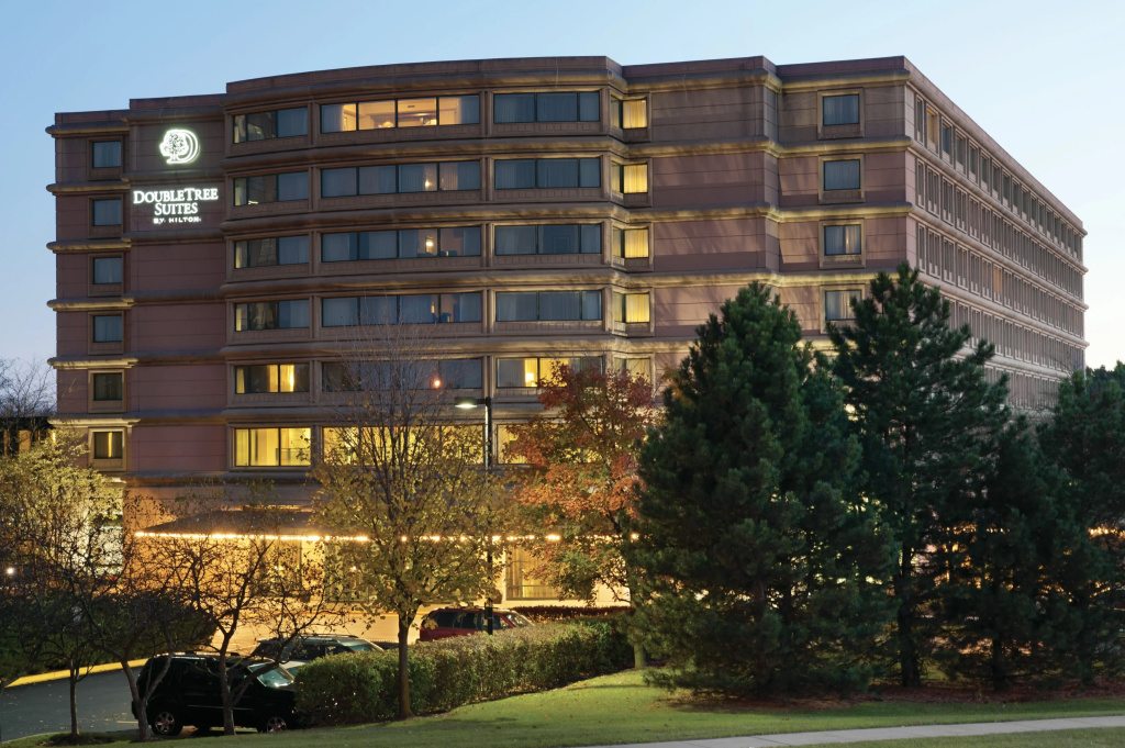 DoubleTree Suites by Hilton Htl & Conf Cntr Downers Grove