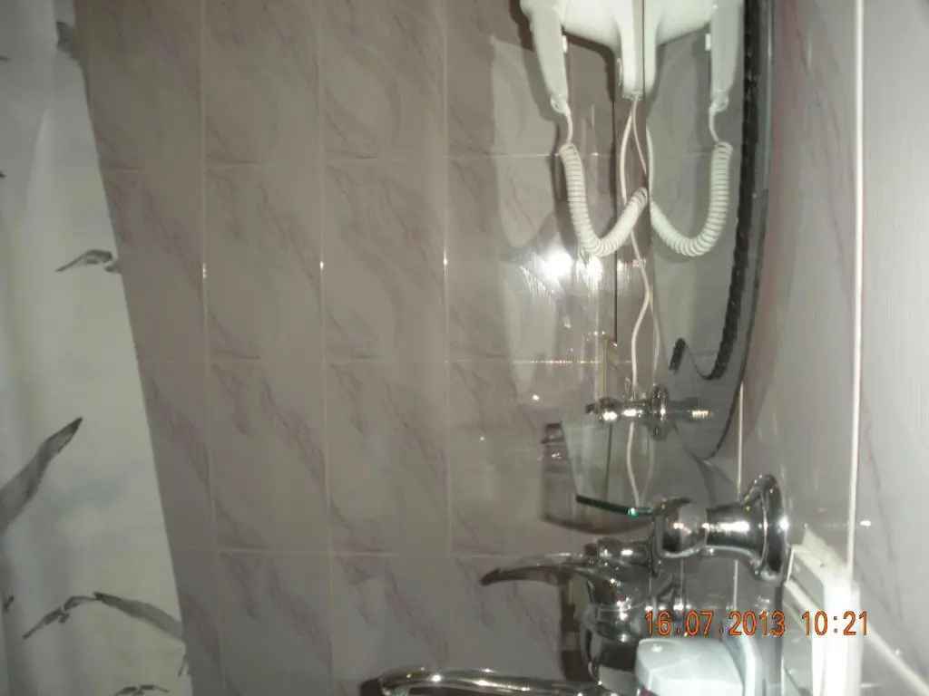 gallery_image_hidden_8