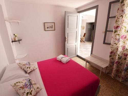 gallery_image_hidden_12