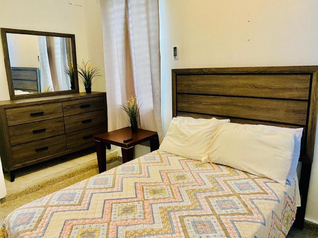 2 Bedrooms Apartment