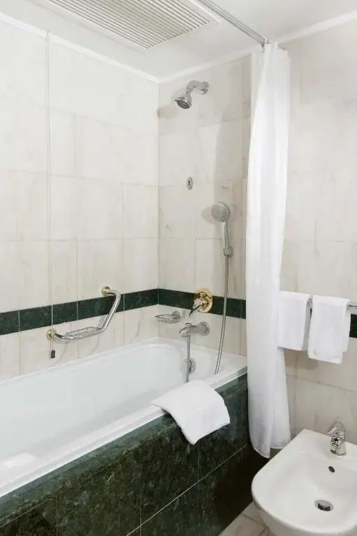 Grand Hotel Bucharest - Chambres