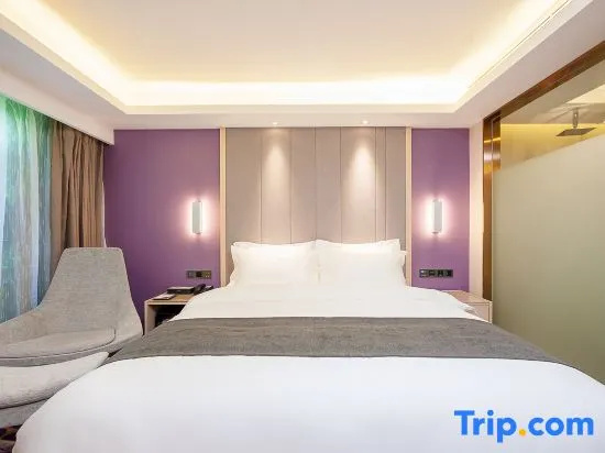 Deluxe Double room (full double bed)
