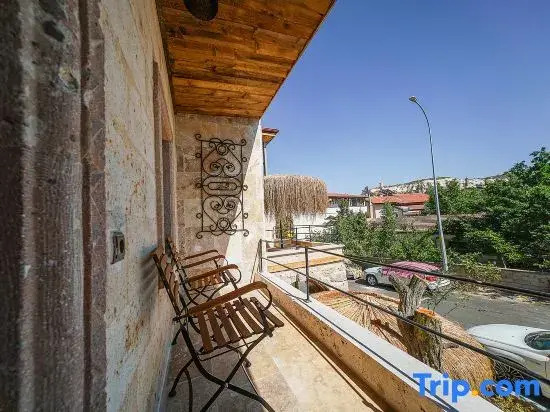 Номер Standard с балконом в Aysel Inn House