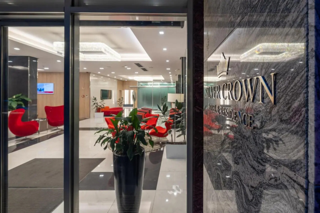 Silver Crown Hotel & Residence — фото