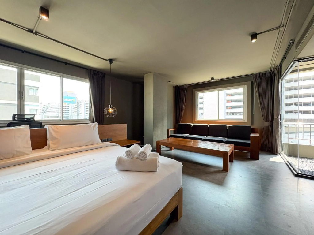 Centric Place Hotel — фото