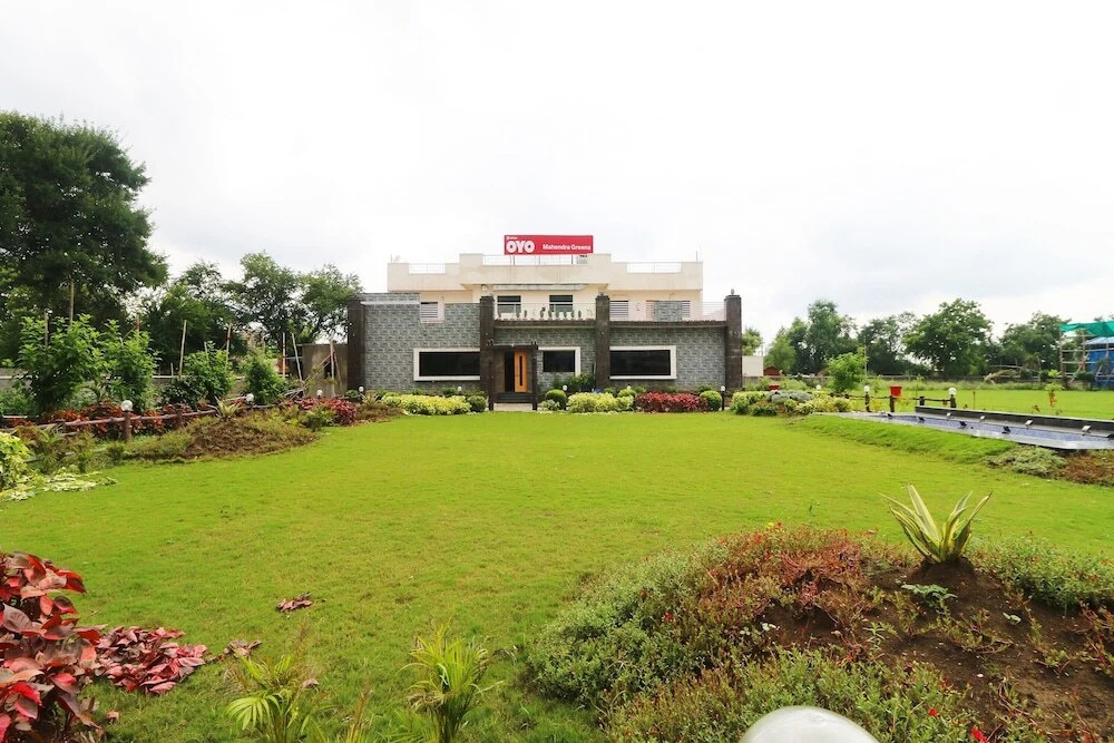 Mahendra Greens By OYO Rooms
