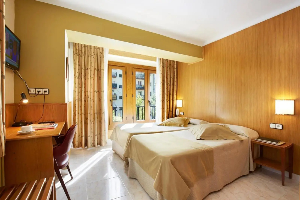 Hotel photo 30