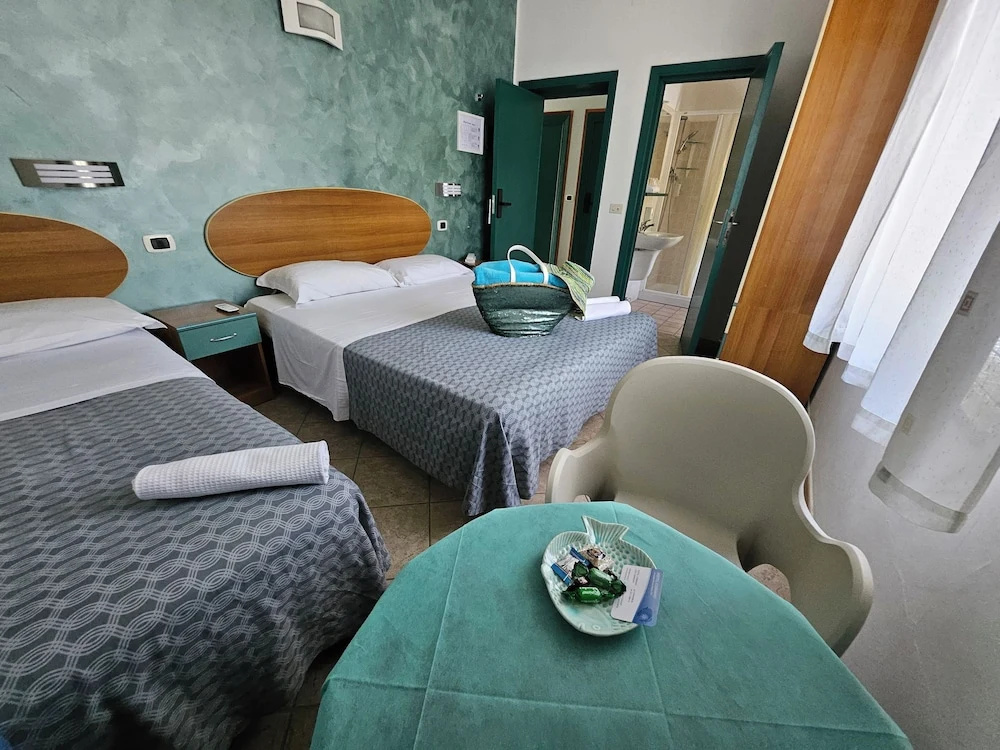 Hotel Cerrano - Chambres