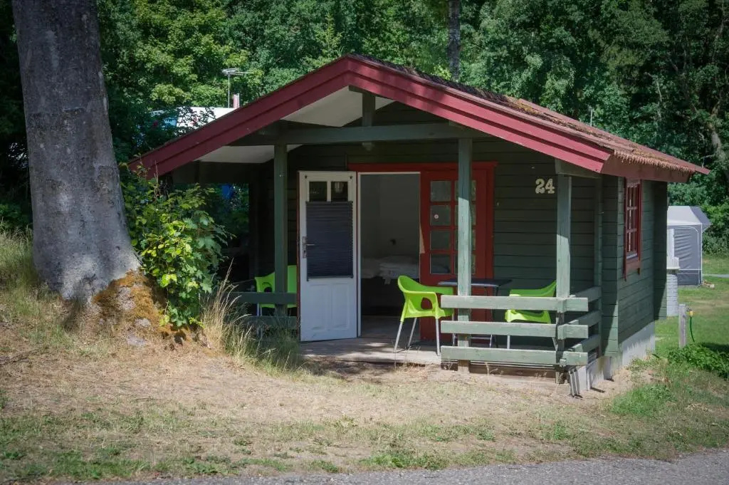 Economy Cottage