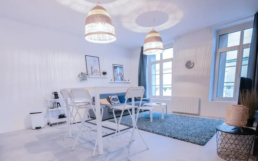 Voir la photo 4 — Urban Calm - Bright & Modern Stay