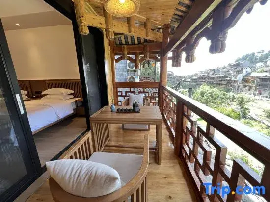Wenxi Lanyue Homestay (Furong Town Waterfall Branch)