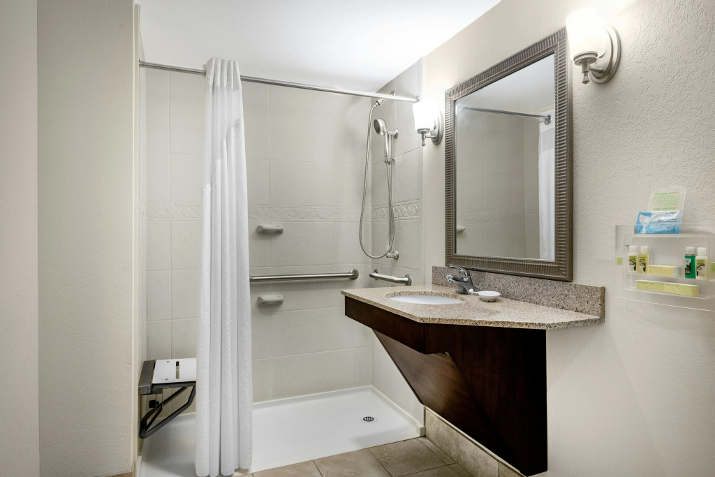 Holiday Inn Johnstown-Gloversville by IHG - Général