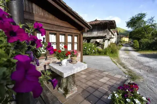 Hotel Rural El Caserón