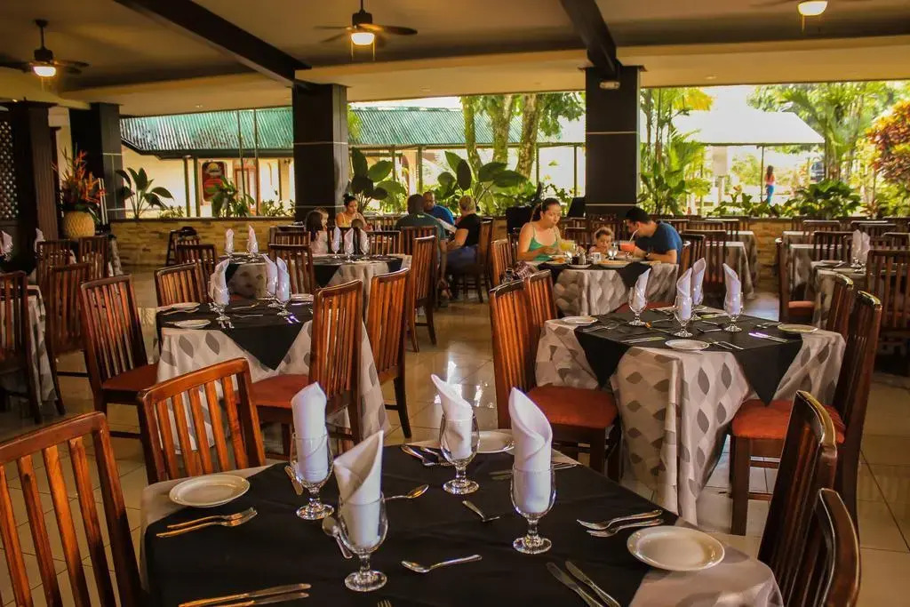 Hotel Suerre - фото 14