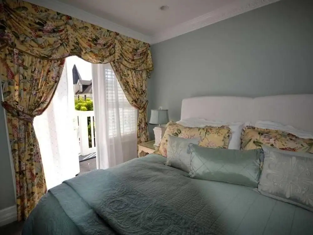 Standard room with balcony